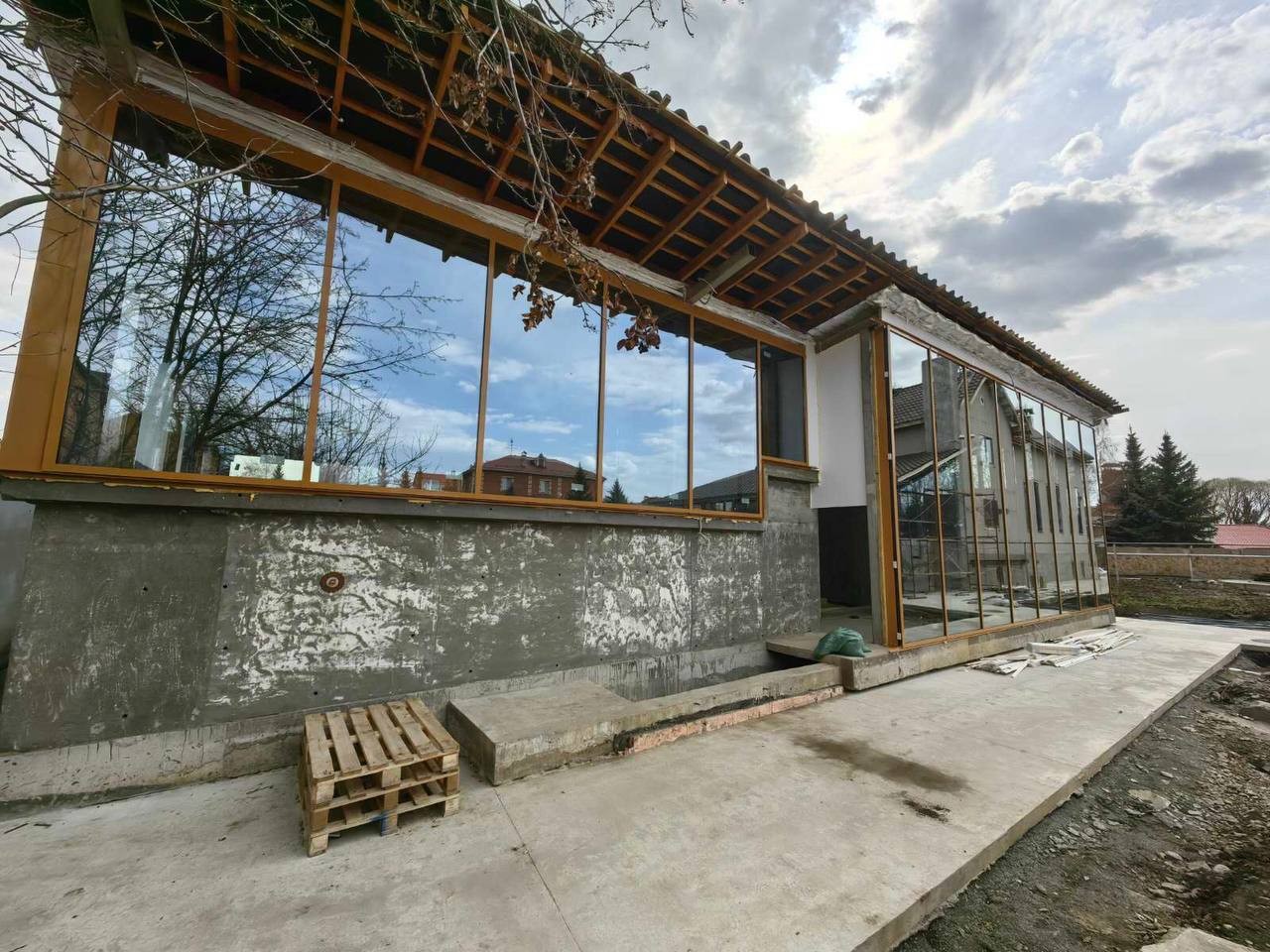 Остекление коттеджа