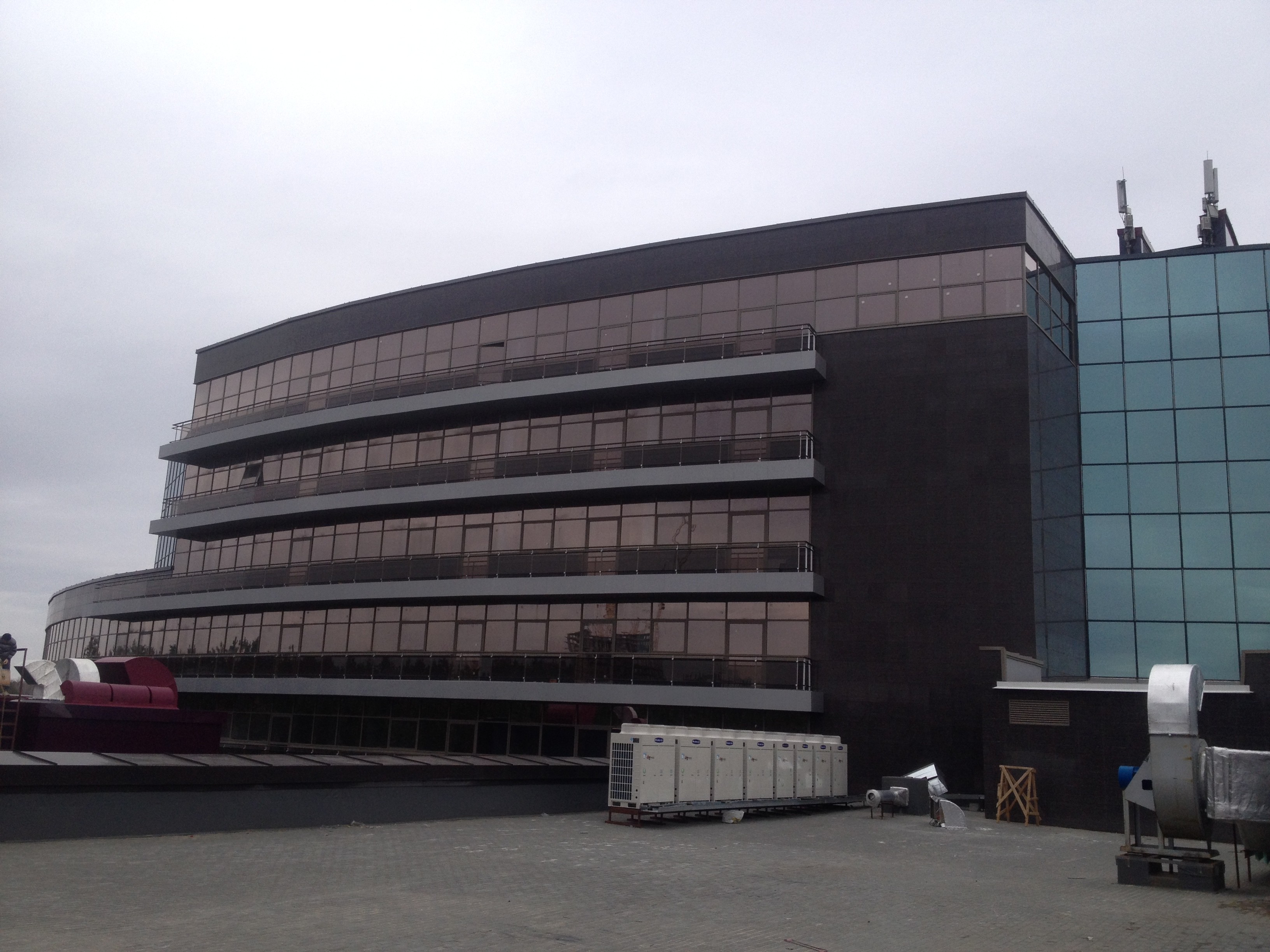 Остекление фасадов