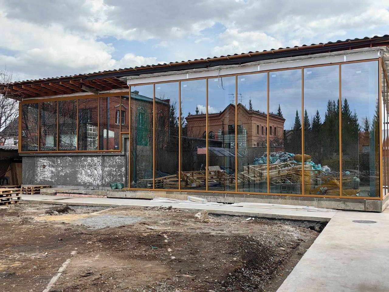 Остекление коттеджа