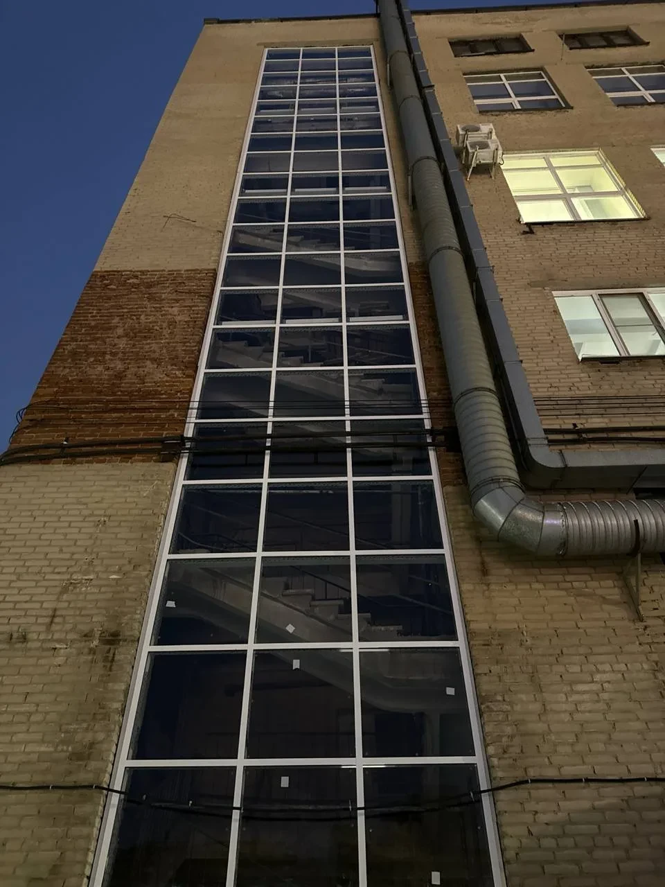 Витраж на "Электромашине"